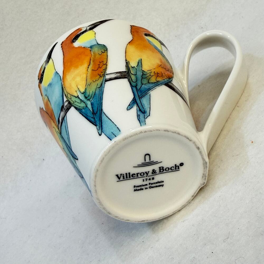 Villeroy & Boch Colorful Bee-Eater Birds NewWave Twisted Handle Coffee Mug 10 oz - Picture 6 of 7